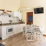 Daire Centralissimo Trilocale Su Due Piani - Flavio House