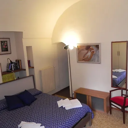 Centralissimo Trilocale Su Due Piani - Flavio House Apartmán *