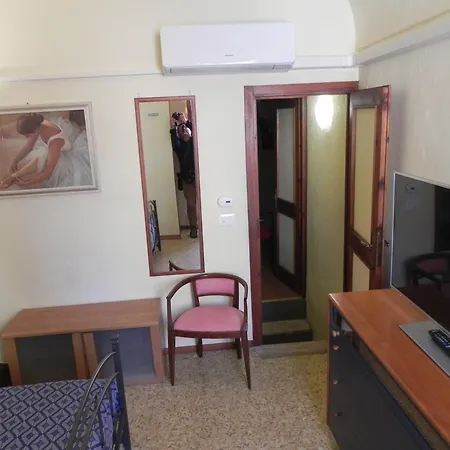 Lägenhet Centralissimo Trilocale Su Due Piani - Flavio House
