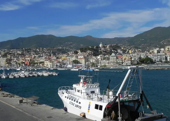 Centralissimo Trilocale Su Due Piani - Flavio House דירה *